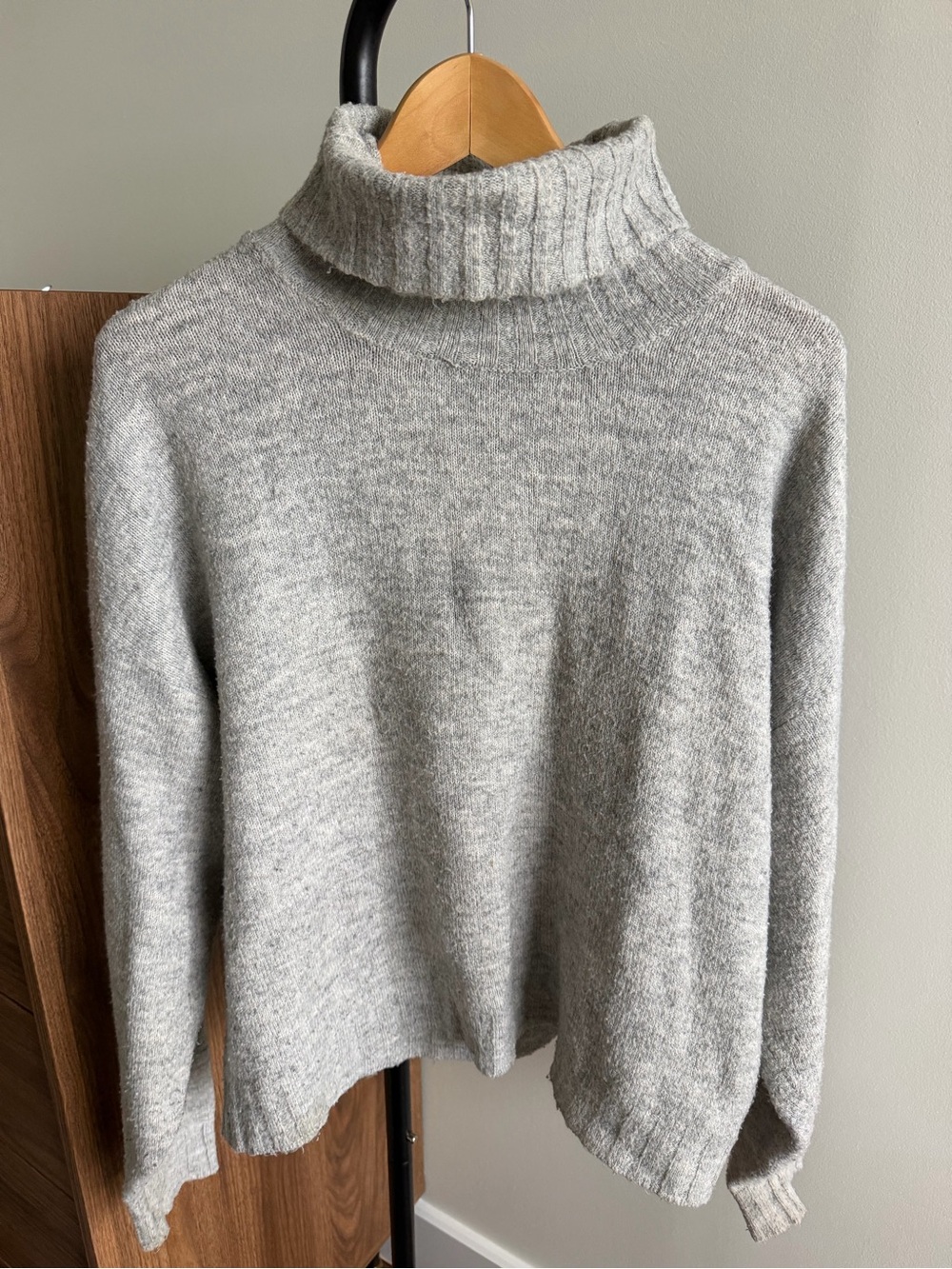 Nobody's Child Grey Oversized Turtleneck Knit Sweater Size L